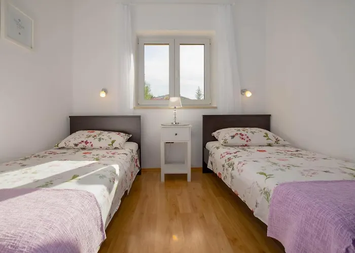 Ferienhaus Lucija, Stinjan Pula